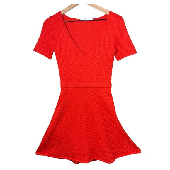 Trina Turk Dress Red Short Sleeve Textured Knit Fit & Flare Career Women’s - Picture 1 of 11